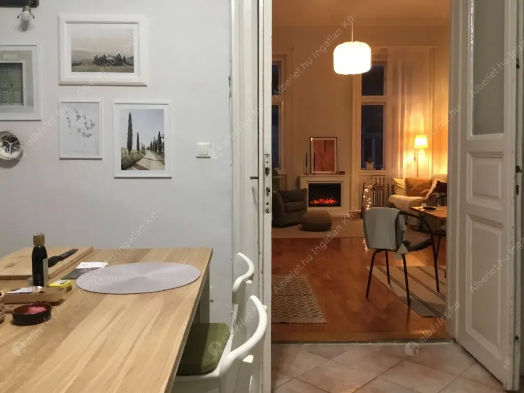 Kiadó albérlet 350000 Ft/hó áron: Budapest, VII. kerület  Kertész utca. Mérete: 96 nm, 3 szobás | Alberlet.hu - 6576385