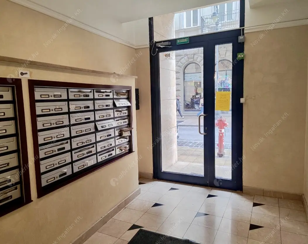 Kiadó albérlet 220000 Ft/hó áron: Budapest, VII. kerület  Király utca. Mérete: 34 nm, 1 szobás | Alberlet.hu - 6579394