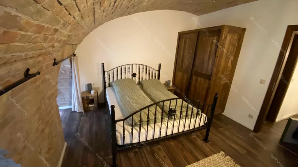 Kiadó albérlet 220000 Ft/hó áron: Budapest, VII. kerület  Király utca. Mérete: 46 nm, 2 szobás | Alberlet.hu - 6654841