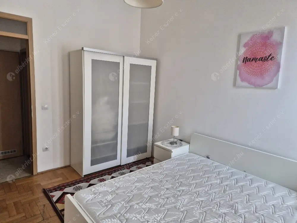 Kiadó albérlet 280000 Ft/hó áron: Budapest, VII. kerület  Király utca. Mérete: 47 nm, 1 szobás | Alberlet.hu - 6633898