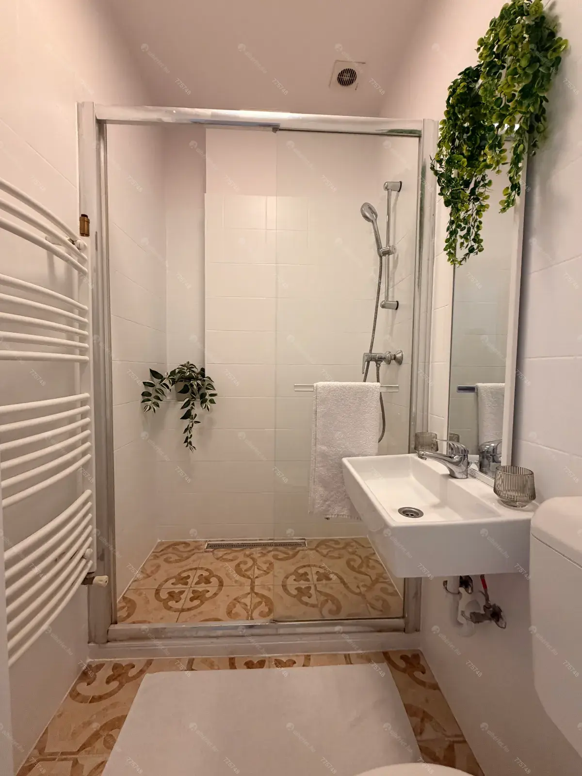 Kiadó albérlet 350000 Ft/hó áron: Budapest, VII. kerület  Király utca. Mérete: 61 nm, 3 szobás | Alberlet.hu - 6674138