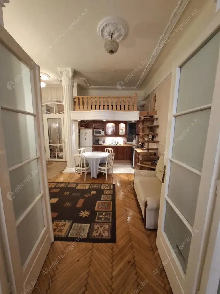 Kiadó albérlet 450000 Ft/hó áron: Budapest, VII. kerület  Király utca. Mérete: 64 nm, 2 szobás | Alberlet.hu - 6611968