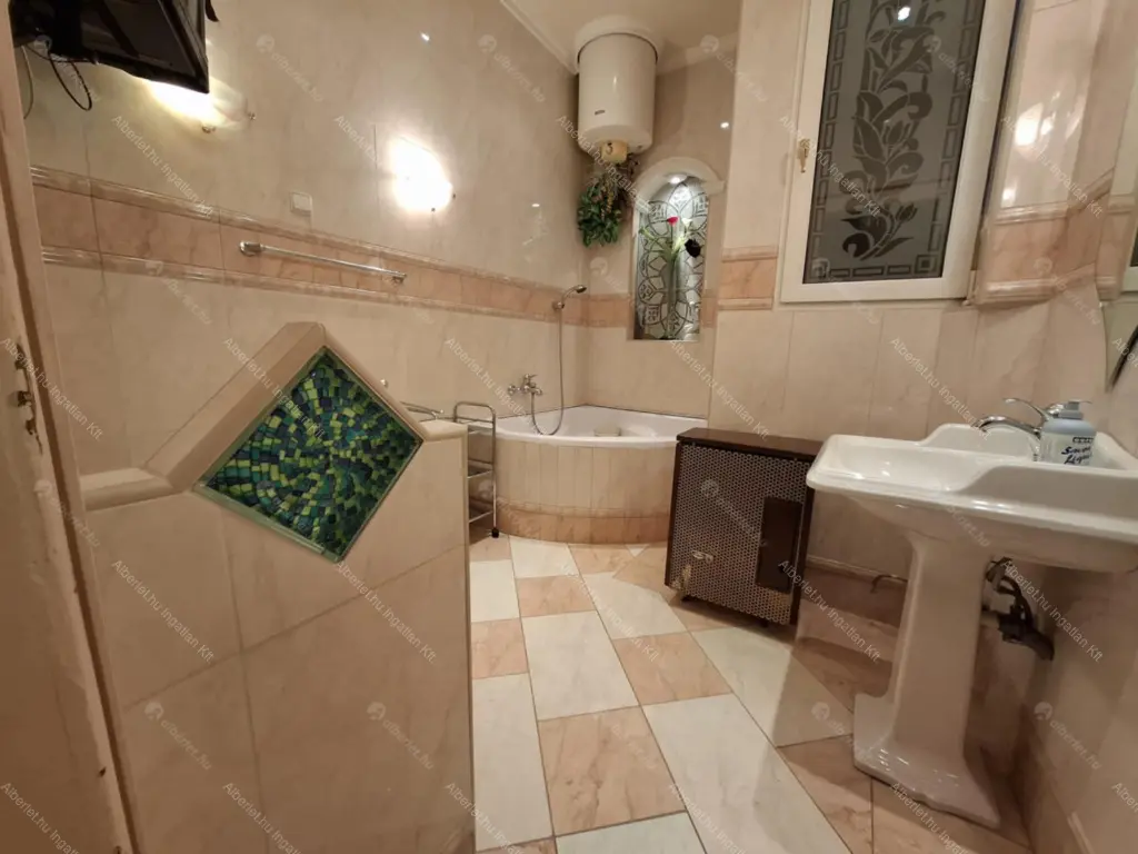 Kiadó albérlet 450000 Ft/hó áron: Budapest, VII. kerület  Király utca. Mérete: 64 nm, 2 szobás | Alberlet.hu - 6690390