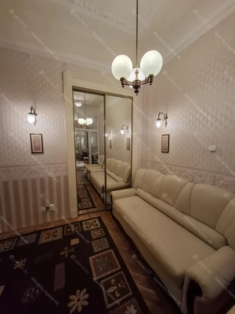 Kiadó albérlet 450000 Ft/hó áron: Budapest, VII. kerület  Király utca. Mérete: 64 nm, 2 szobás | Alberlet.hu - 6690406