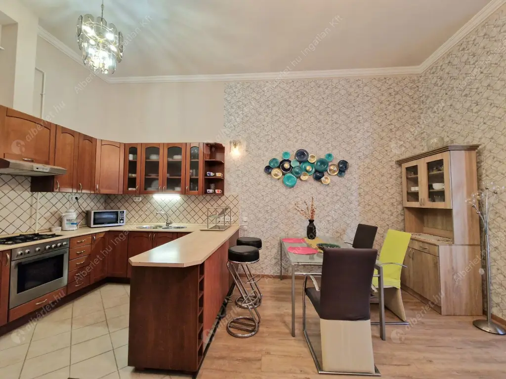 Kiadó albérlet 280000 Ft/hó áron: Budapest, VII. kerület  Király utca. Mérete: 73 nm, 2 szobás | Alberlet.hu - 6569846