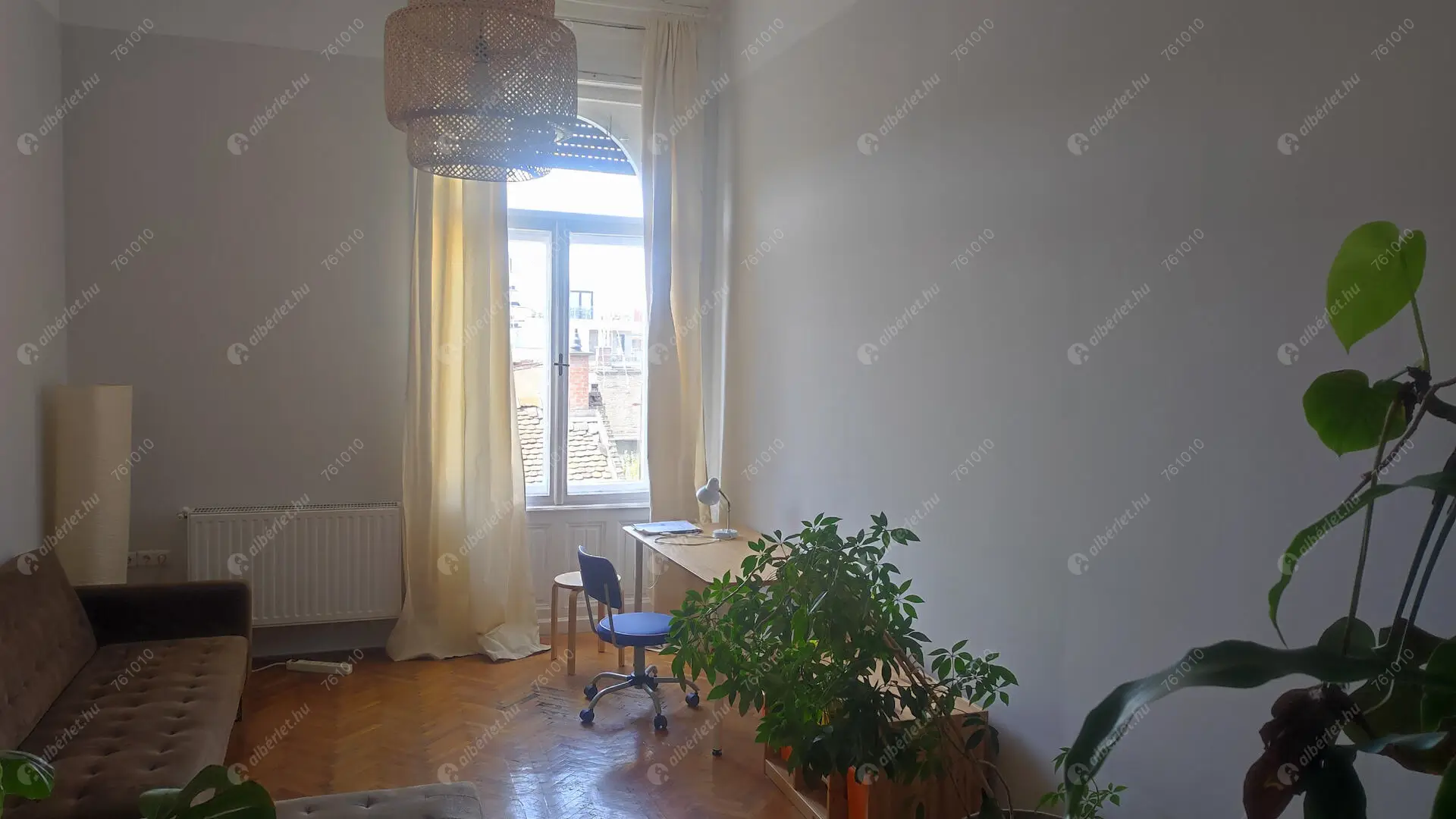 Kiadó albérlet 250000 Ft/hó áron: Budapest, VII. kerület  Klauzál tér. Mérete: 53 nm, 2 szobás | Alberlet.hu - 6443655