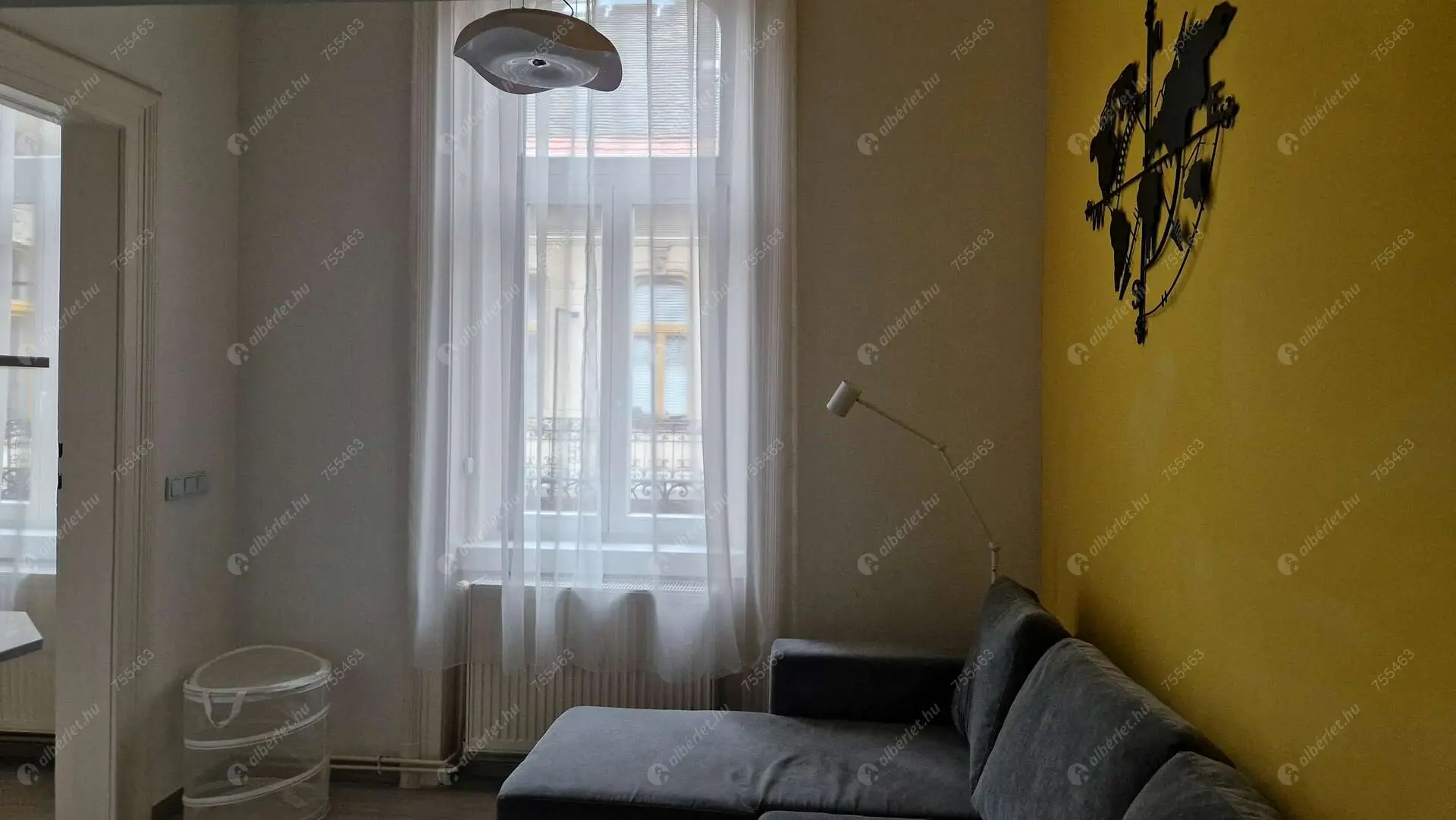 Kiadó albérlet 290000 Ft/hó áron: Budapest, VII. kerület  Klauzál tér. Mérete: 55 nm, 3 szobás | Alberlet.hu - 6375011