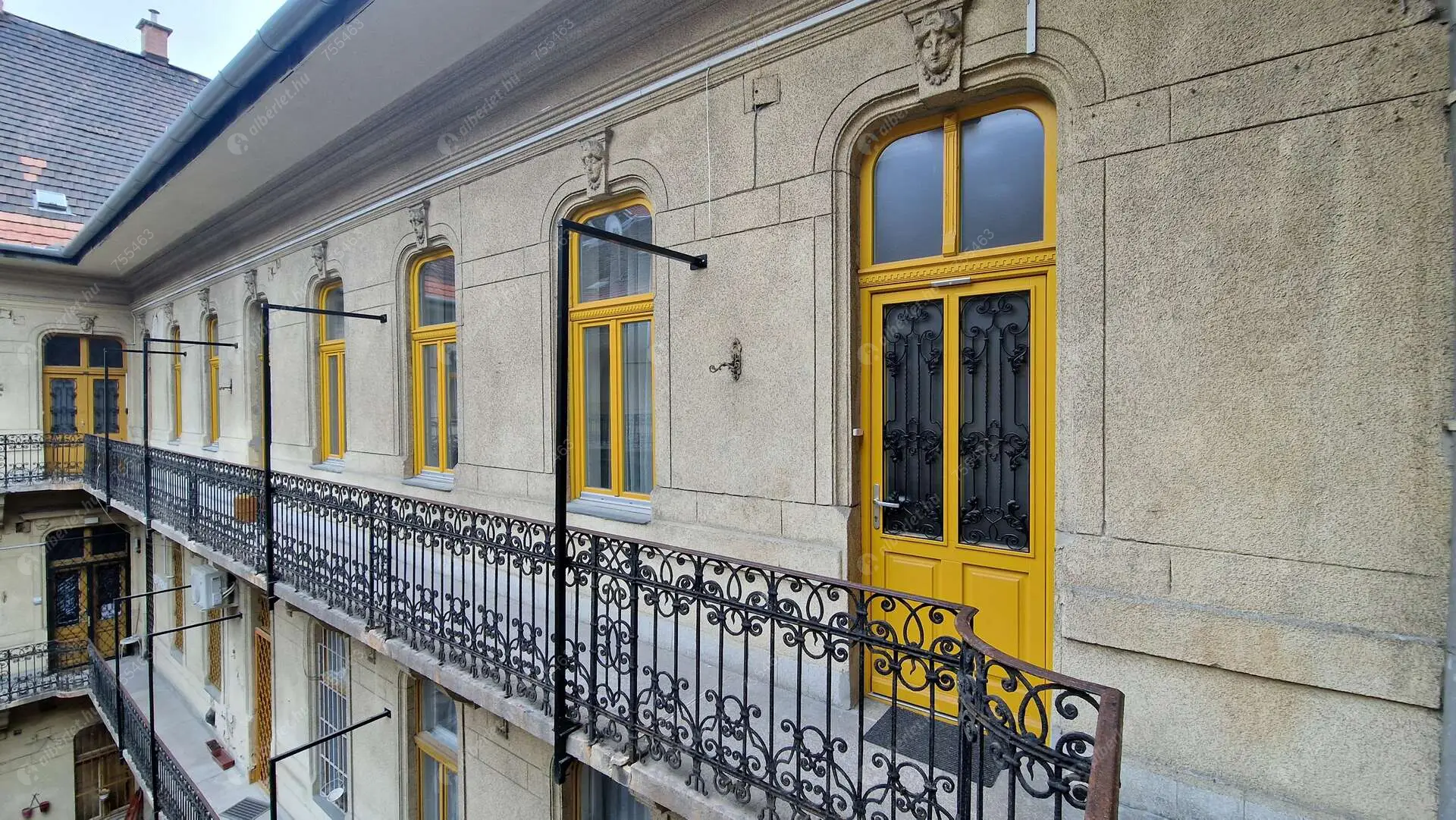 Kiadó albérlet 290000 Ft/hó áron: Budapest, VII. kerület  Klauzál tér. Mérete: 55 nm, 3 szobás | Alberlet.hu - 6375014