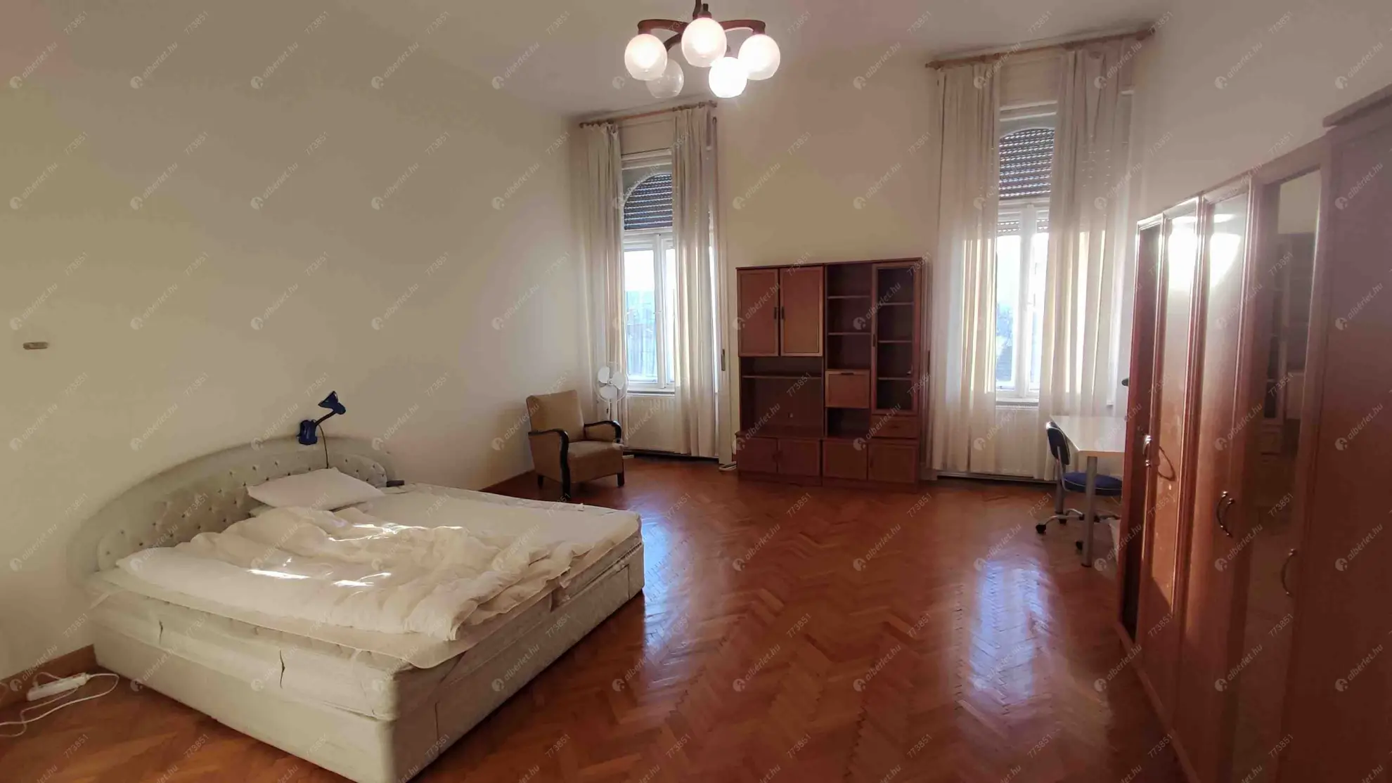 Kiadó albérlet 200000 Ft/hó áron: Budapest, VII. kerület  Klauzál tér. Mérete: 74 nm, 2 szobás | Alberlet.hu - 6638494