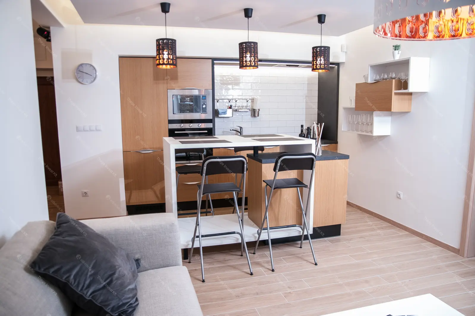 Kiadó albérlet 360000 Ft/hó áron: Budapest, VII. kerület  Madách Imre tér. Mérete: 59 nm, 3 szobás | Alberlet.hu - 6648077