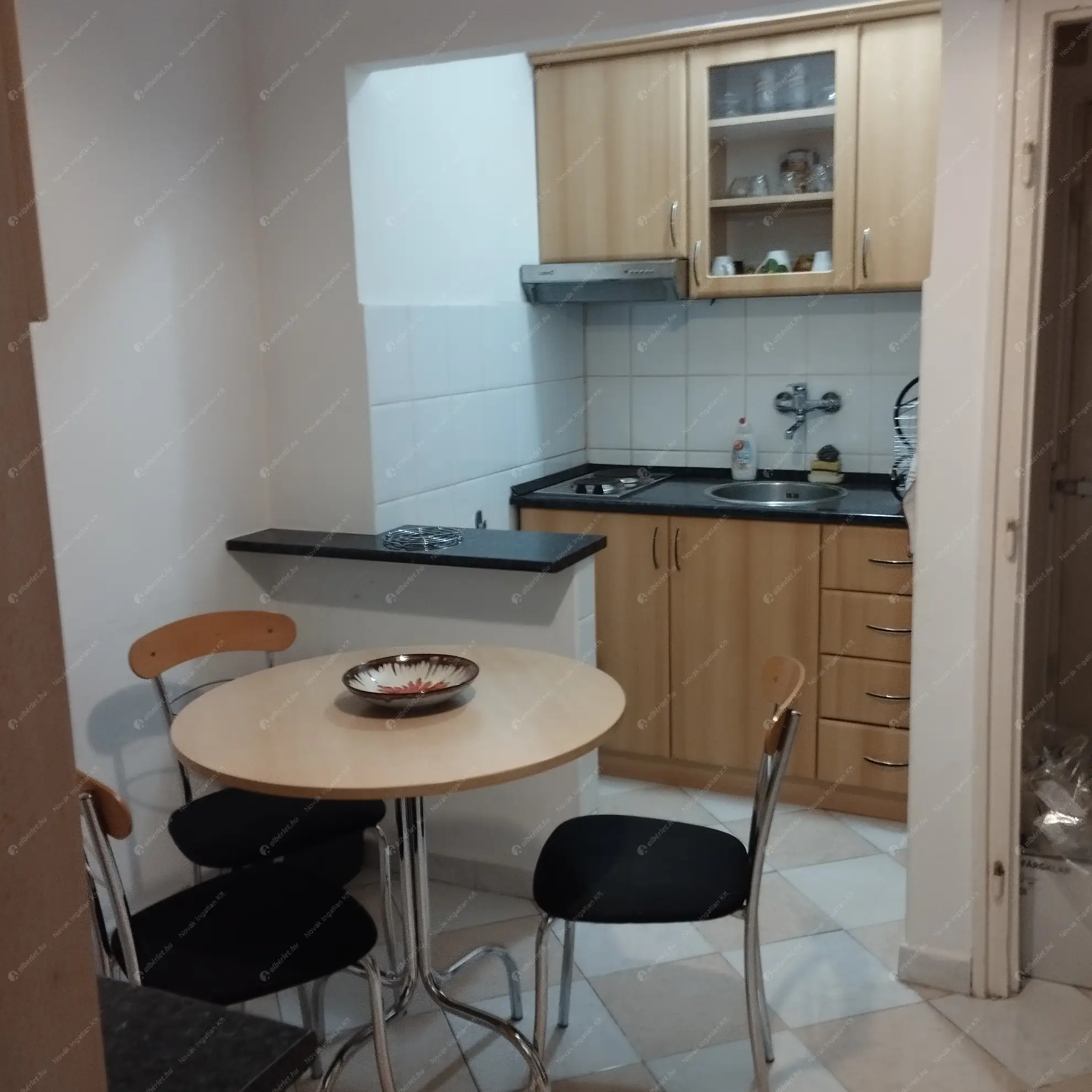 Kiadó albérlet 270000 Ft/hó áron: Budapest, VII. kerület  Madách Imre út. Mérete: 51 nm, 2 szobás | Alberlet.hu - 6545948