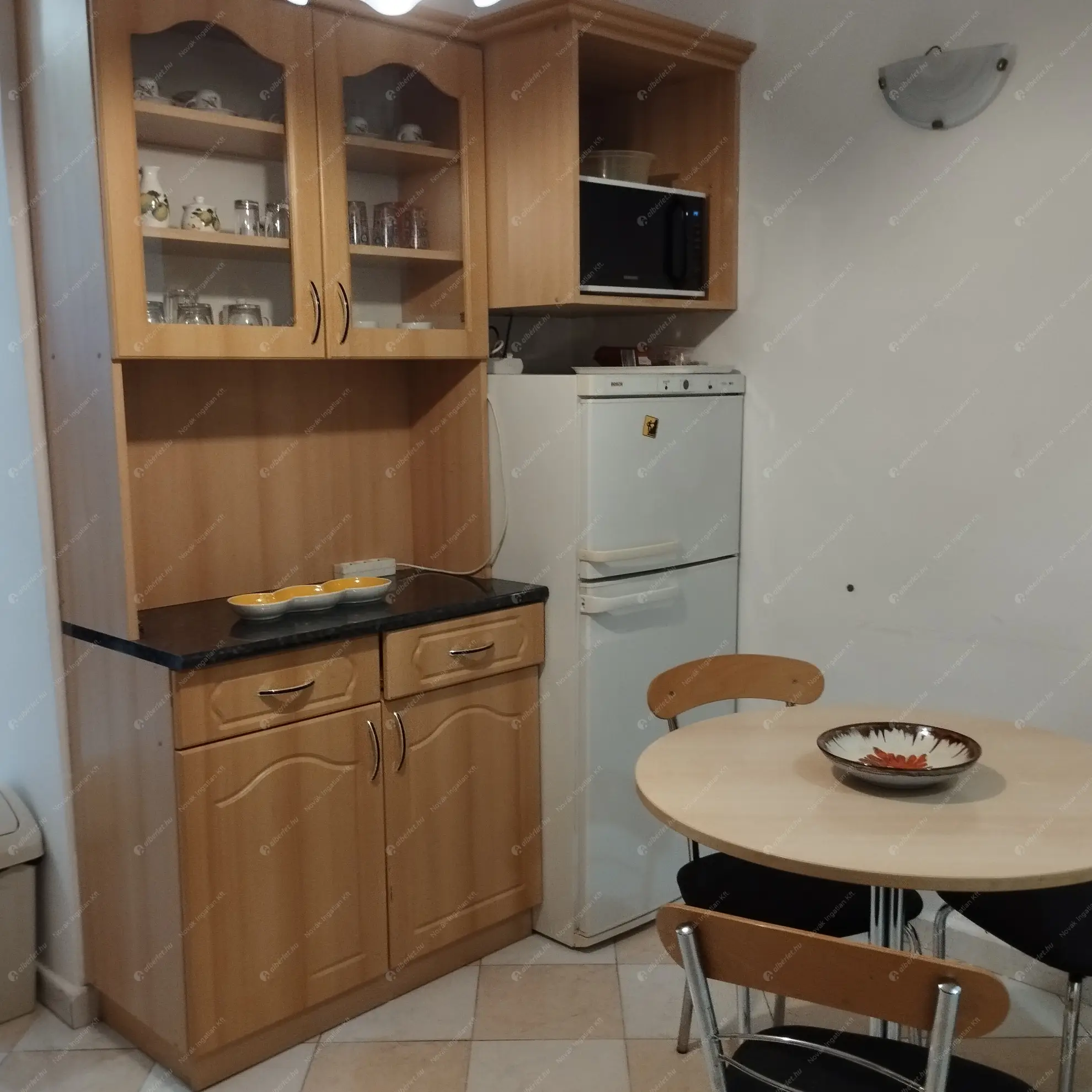 Kiadó albérlet 270000 Ft/hó áron: Budapest, VII. kerület  Madách Imre út. Mérete: 51 nm, 2 szobás | Alberlet.hu - 6545949