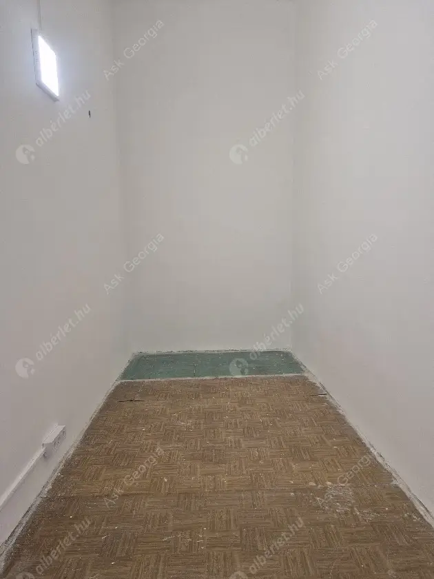 Kiadó albérlet 320000 Ft/hó áron: Budapest, VII. kerület  Marek József utca. Mérete: 100 nm, 3 szobás | Alberlet.hu - 6627331