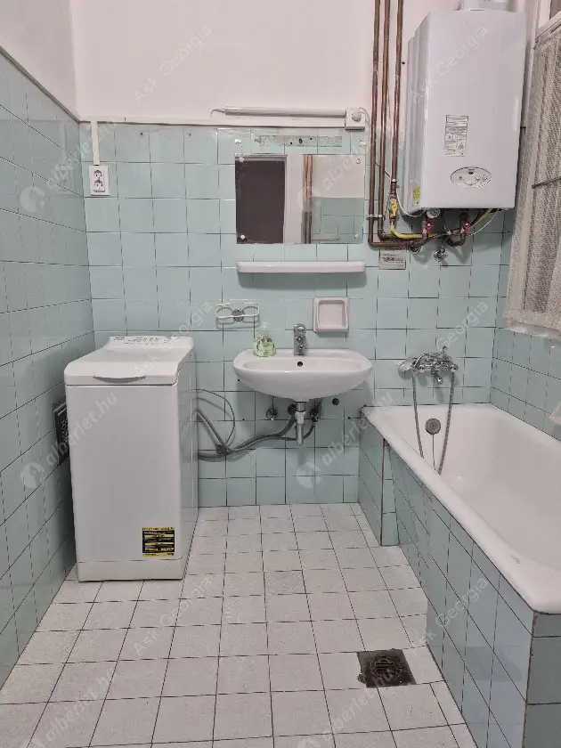 Kiadó albérlet 320000 Ft/hó áron: Budapest, VII. kerület  Marek József utca. Mérete: 100 nm, 3 szobás | Alberlet.hu - 6627335