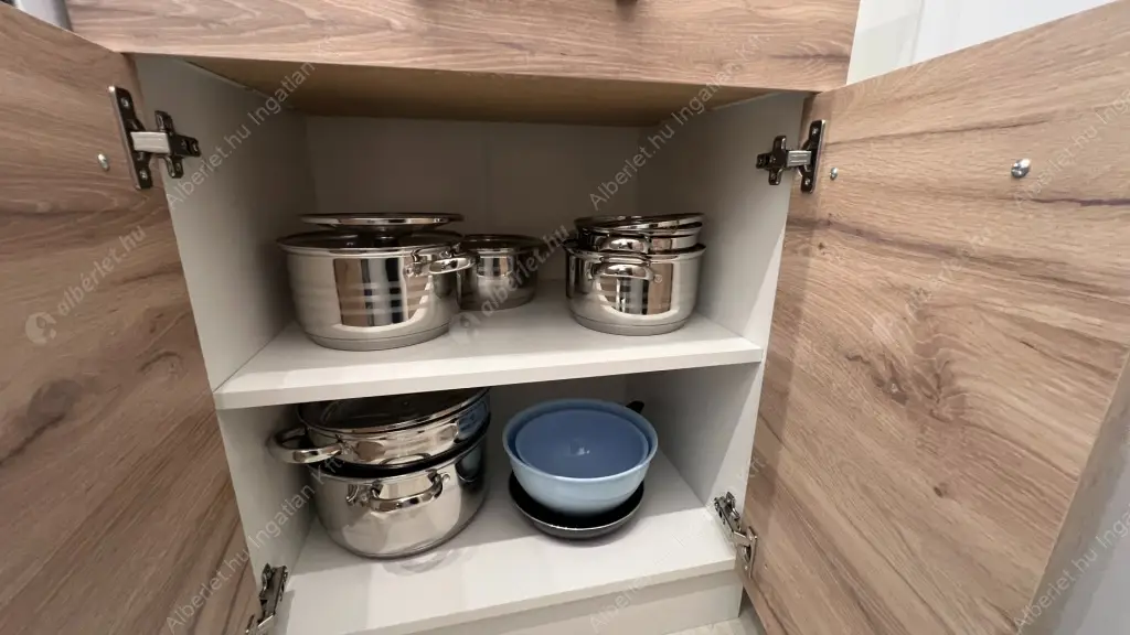 Kiadó albérlet 250000 Ft/hó áron: Budapest, VII. kerület  Marek József utca. Mérete: 35 nm, 1 szobás | Alberlet.hu - 6570048