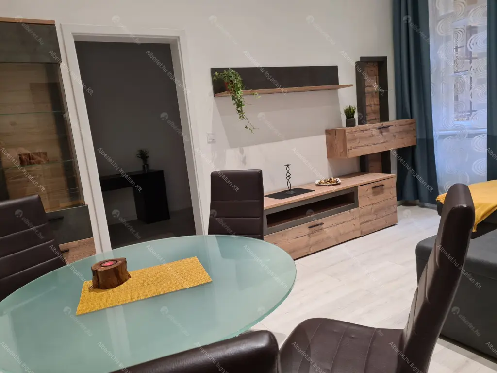 Kiadó albérlet 280000 Ft/hó áron: Budapest, VII. kerület  Marek József utca. Mérete: 50 nm, 2 szobás | Alberlet.hu - 6660723