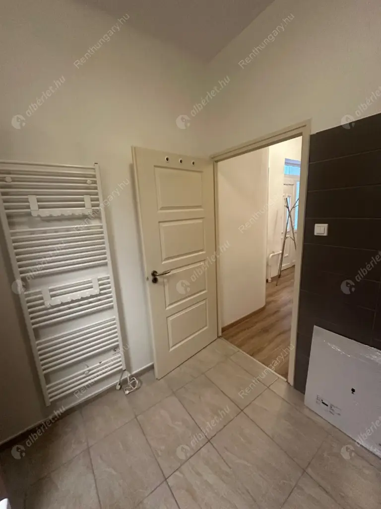 Kiadó albérlet 320000 Ft/hó áron: Budapest, VII. kerület  Marek József utca. Mérete: 60 nm, 2 szobás | Alberlet.hu - 6584497