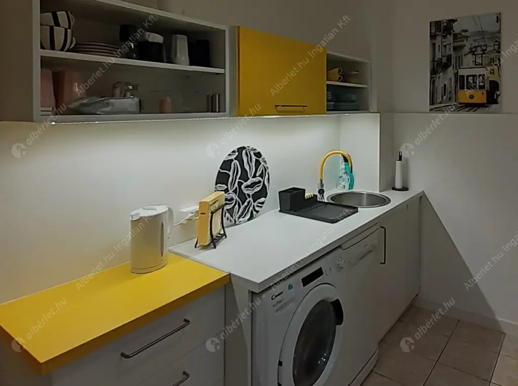 Kiadó albérlet 400000 Ft/hó áron: Budapest, VII. kerület  Marek József utca. Mérete: 74 nm, 2 szobás | Alberlet.hu - 6639156