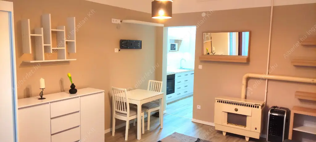 Kiadó albérlet 210000 Ft/hó áron: Budapest, VII. kerület  Murányi utca. Mérete: 30 nm, 1 szobás | Alberlet.hu - 6604517