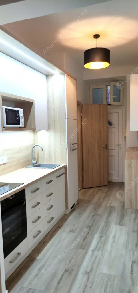 Kiadó albérlet 210000 Ft/hó áron: Budapest, VII. kerület  Murányi utca. Mérete: 30 nm, 1 szobás | Alberlet.hu - 6604518