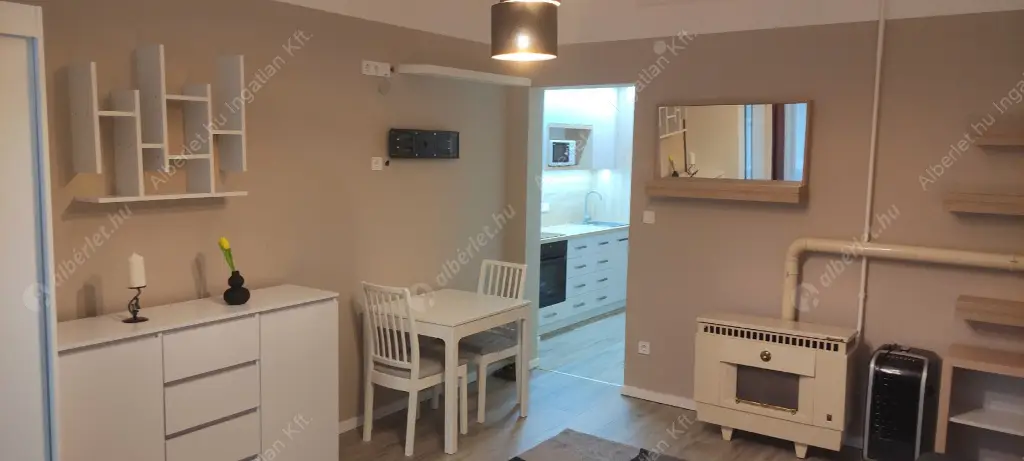 Kiadó albérlet 210000 Ft/hó áron: Budapest, VII. kerület  Murányi utca. Mérete: 30 nm, 1 szobás | Alberlet.hu - 6604527