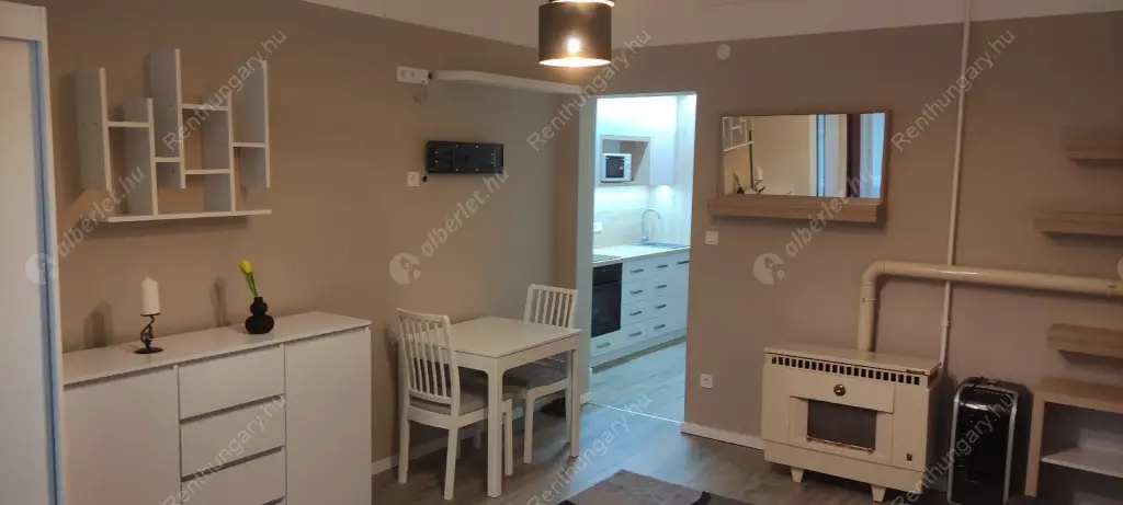 Kiadó albérlet 220000 Ft/hó áron: Budapest, VII. kerület  Murányi utca. Mérete: 30 nm, 1 szobás | Alberlet.hu - 6622113