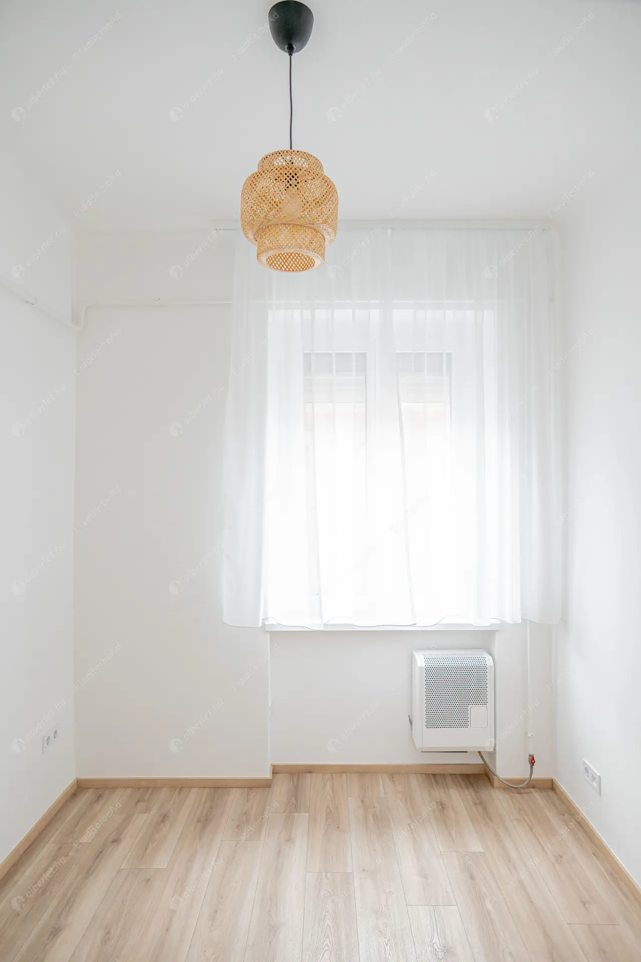 Kiadó albérlet 300000 Ft/hó áron: Budapest, VII. kerület  Murányi utca. Mérete: 41 nm, 1 szobás | Alberlet.hu - 6543604