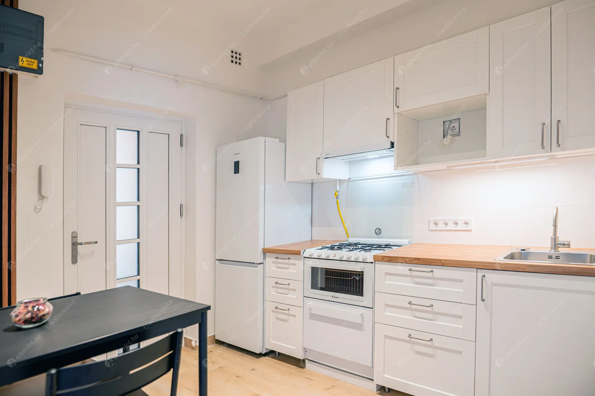 Kiadó albérlet 300000 Ft/hó áron: Budapest, VII. kerület  Murányi utca. Mérete: 41 nm, 1 szobás | Alberlet.hu - 6543607