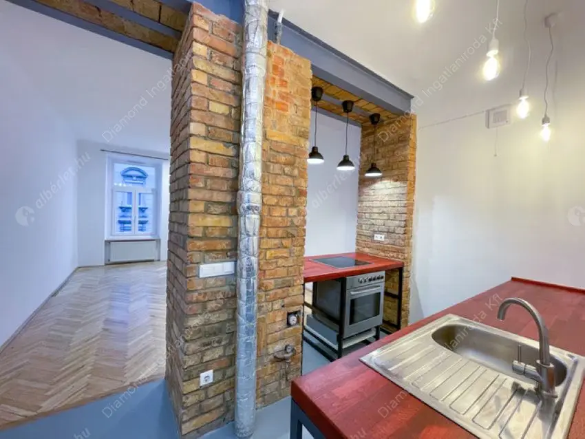 Kiadó albérlet 300000 Ft/hó áron: Budapest, VII. kerület  Murányi utca. Mérete: 68 nm, 2 szobás | Alberlet.hu - 6612816