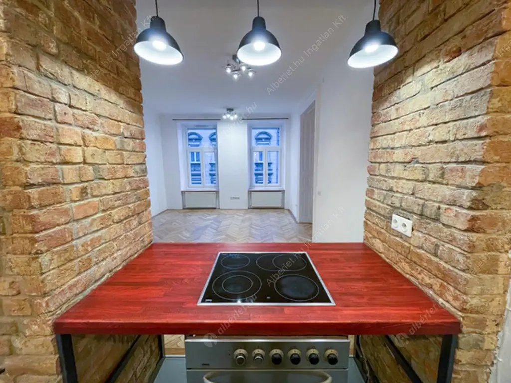 Kiadó albérlet 300000 Ft/hó áron: Budapest, VII. kerület  Murányi utca. Mérete: 68 nm, 2 szobás | Alberlet.hu - 6613107