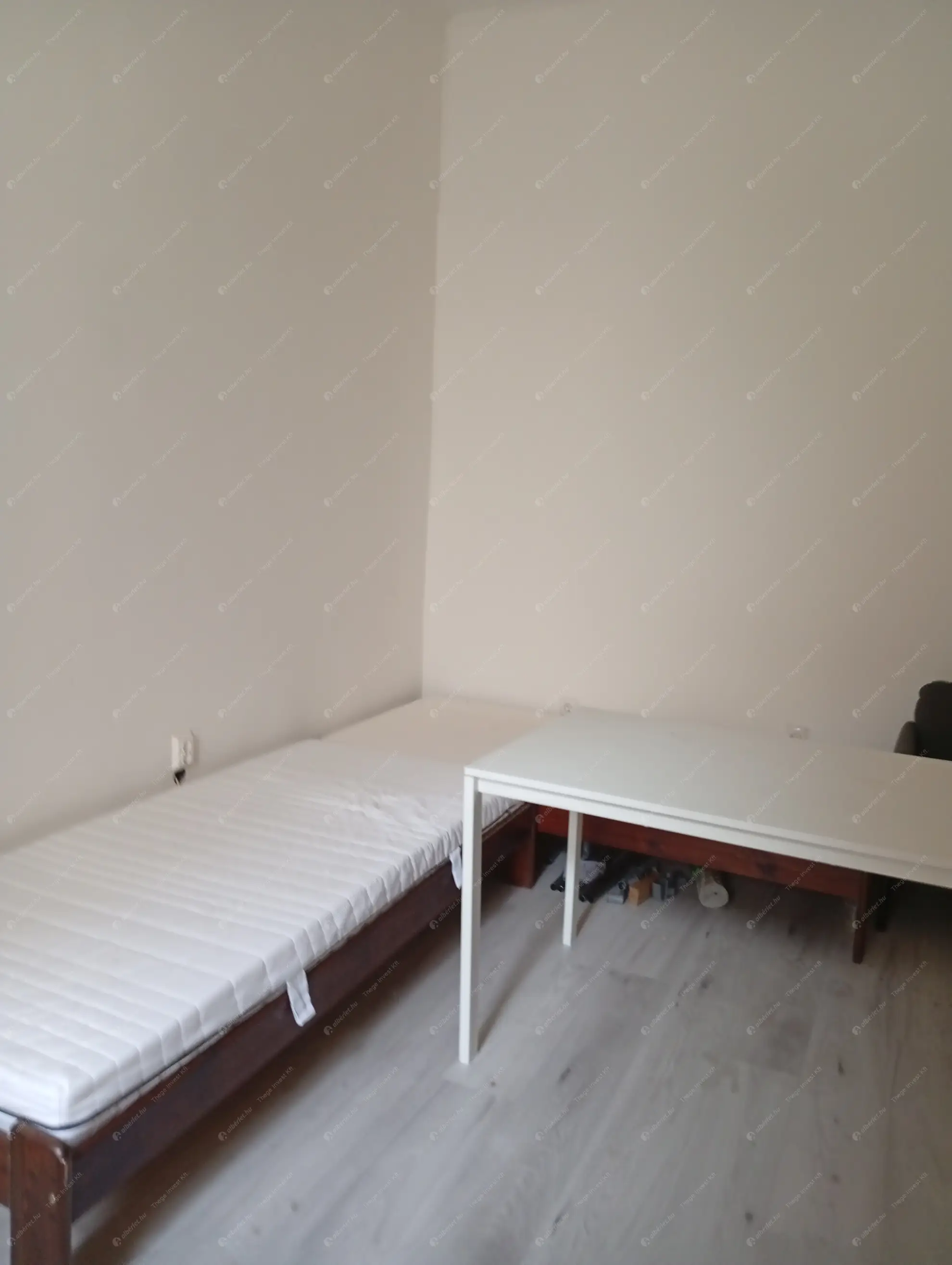 Kiadó albérlet 200000 Ft/hó áron: Budapest, VII. kerület  Nefelejcs utca. Mérete: 28 nm, 1 szobás | Alberlet.hu - 6596047