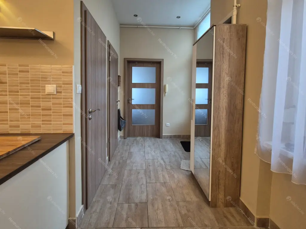 Kiadó albérlet 280000 Ft/hó áron: Budapest, VII. kerület  Nyár utca. Mérete: 49 nm, 2 szobás | Alberlet.hu - 6642652