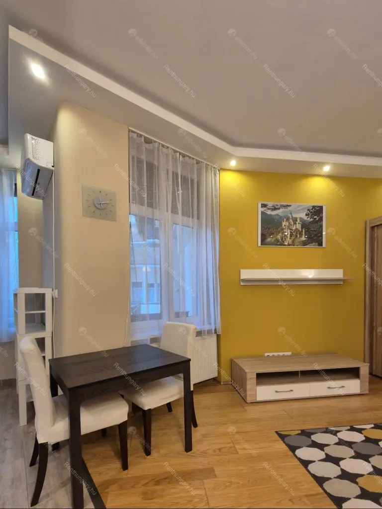 Kiadó albérlet 280000 Ft/hó áron: Budapest, VII. kerület  Nyár utca. Mérete: 49 nm, 2 szobás | Alberlet.hu - 6642655