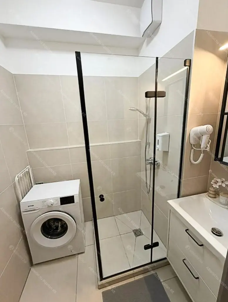 Kiadó albérlet 349000 Ft/hó áron: Budapest, VII. kerület  Osvát utca. Mérete: 42 nm, 1 szobás | Alberlet.hu - 6701655