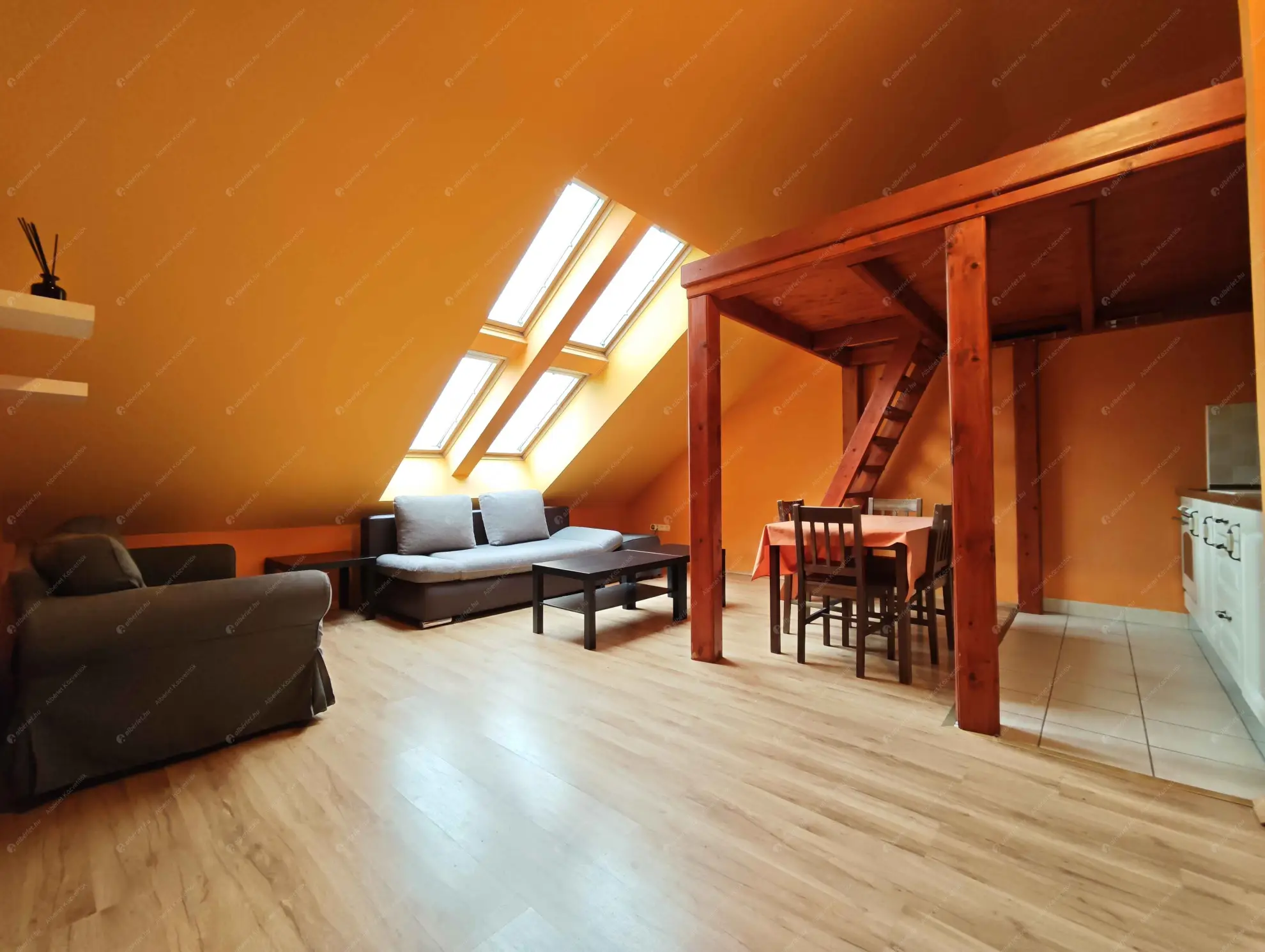 Kiadó albérlet 200000 Ft/hó áron: Budapest, VII. kerület  Peterdy utca. Mérete: 33 nm, 1 szobás | Alberlet.hu - 6636943