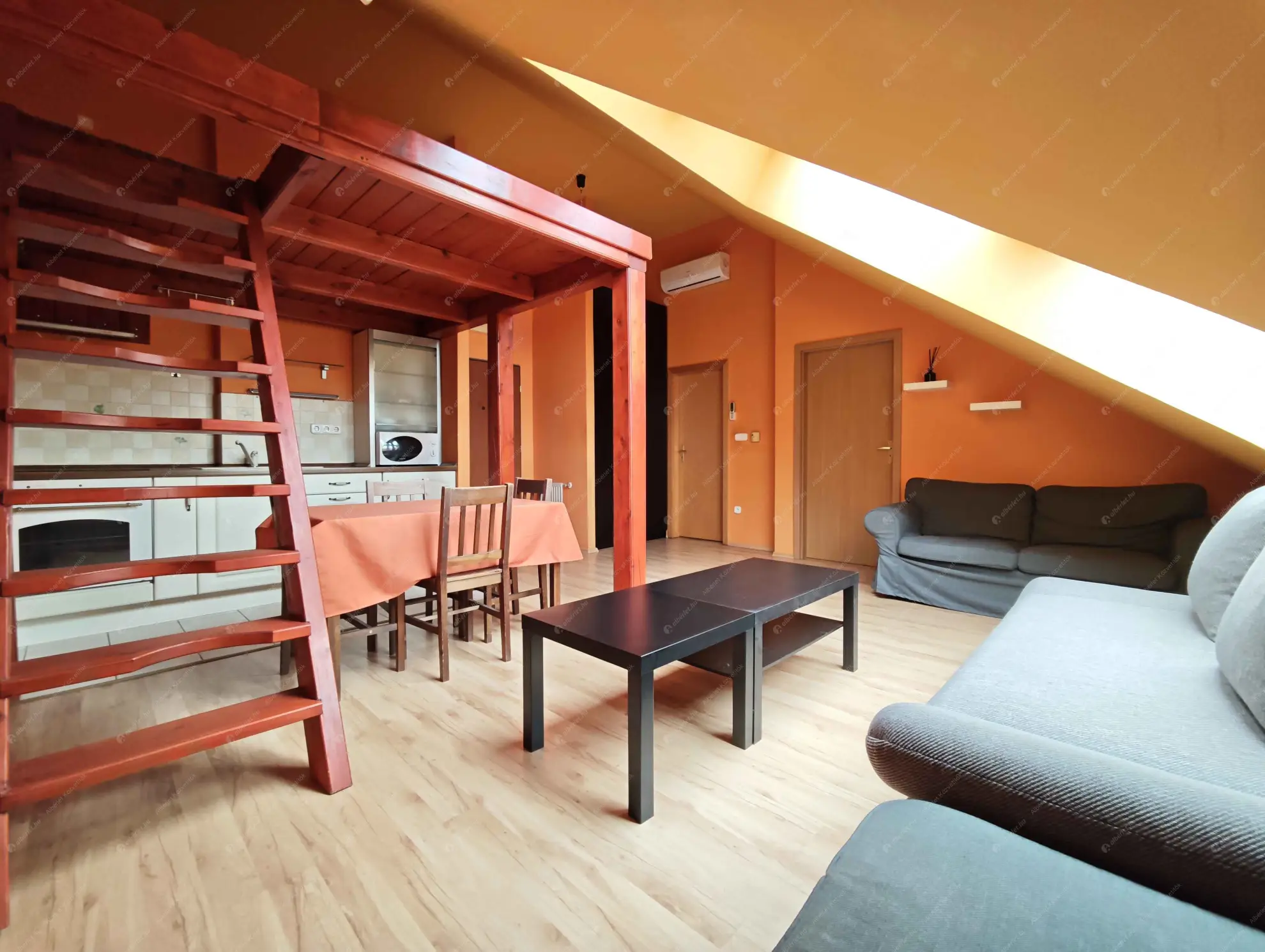 Kiadó albérlet 200000 Ft/hó áron: Budapest, VII. kerület  Peterdy utca. Mérete: 33 nm, 1 szobás | Alberlet.hu - 6636948