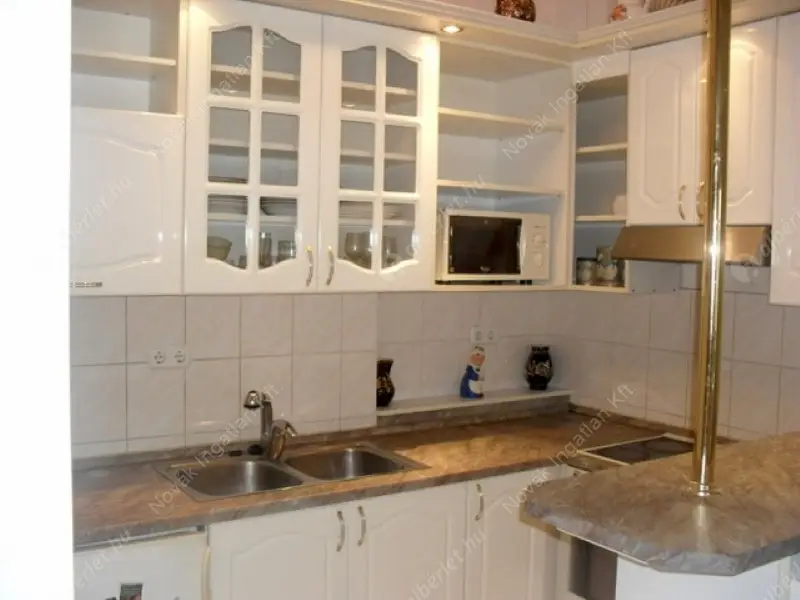 Kiadó albérlet 225000 Ft/hó áron: Budapest, VII. kerület  Peterdy utca. Mérete: 47 nm, 2 szobás | Alberlet.hu - 6620491