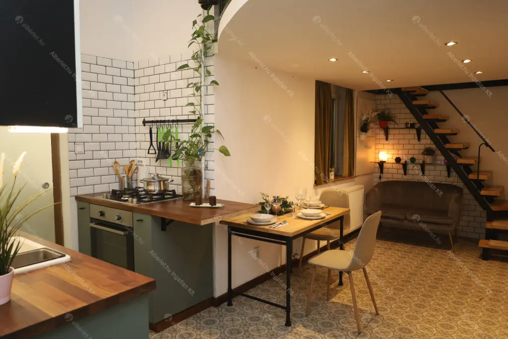 Kiadó albérlet 260000 Ft/hó áron: Budapest, VII. kerület  Peterdy utca. Mérete: 60 nm, 1 szobás | Alberlet.hu - 6678195