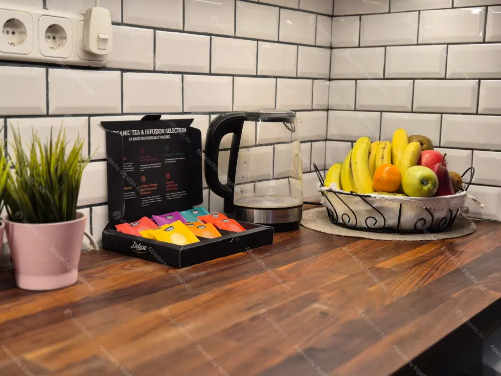 Kiadó albérlet 260000 Ft/hó áron: Budapest, VII. kerület  Peterdy utca. Mérete: 60 nm, 1 szobás | Alberlet.hu - 6678204