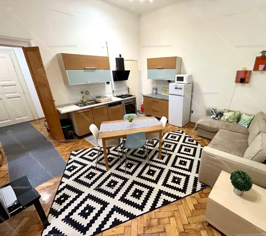 Kiadó albérlet 270000 Ft/hó áron: Budapest, VII. kerület  Péterfy Sándor . Mérete: 68 nm, 3 szobás | Alberlet.hu - 6647822