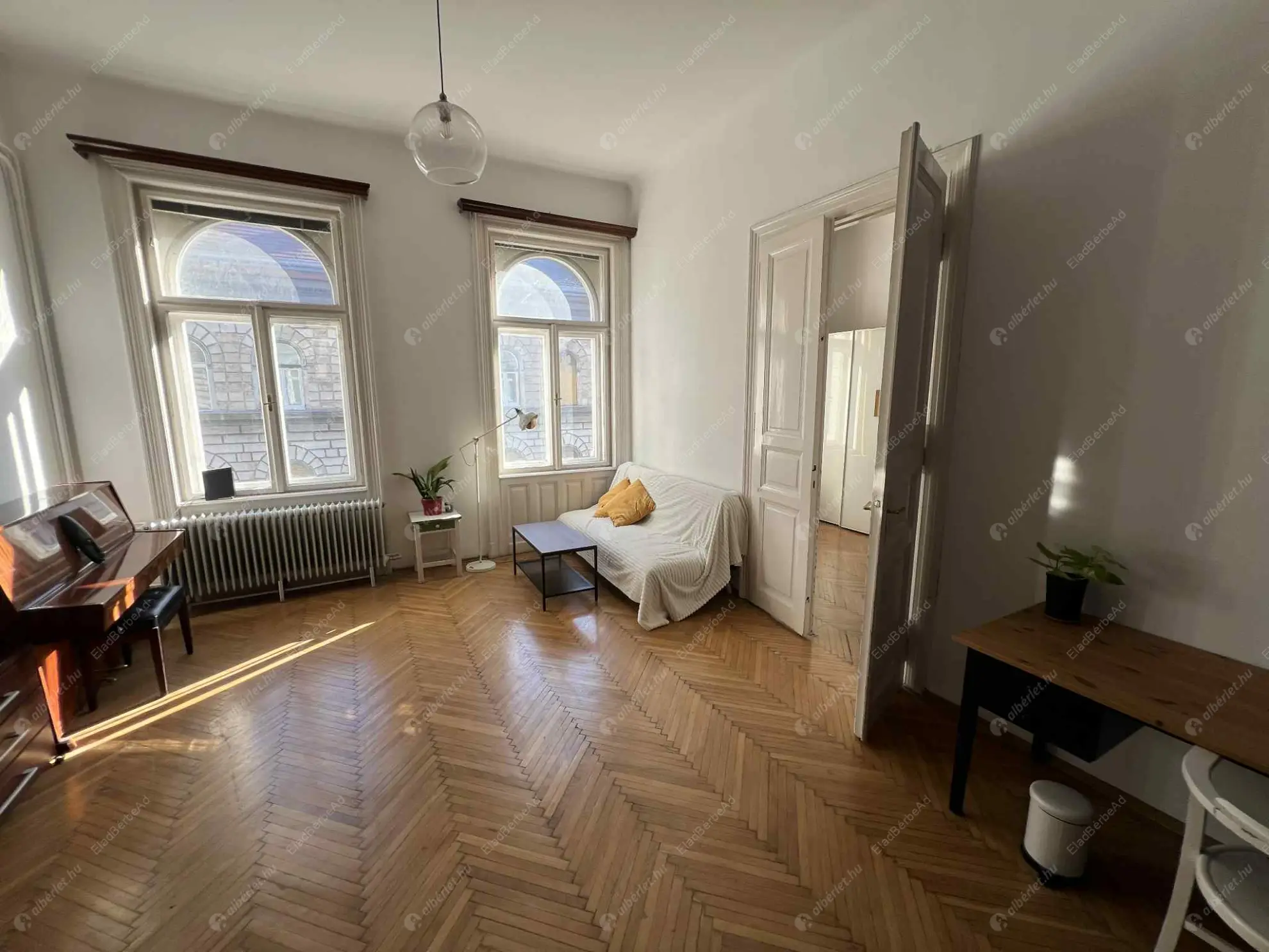 Kiadó albérlet 240000 Ft/hó áron: Budapest, VII. kerület  Péterfy Sándor utca. Mérete: 60 nm, 2 szobás | Alberlet.hu - 6598810