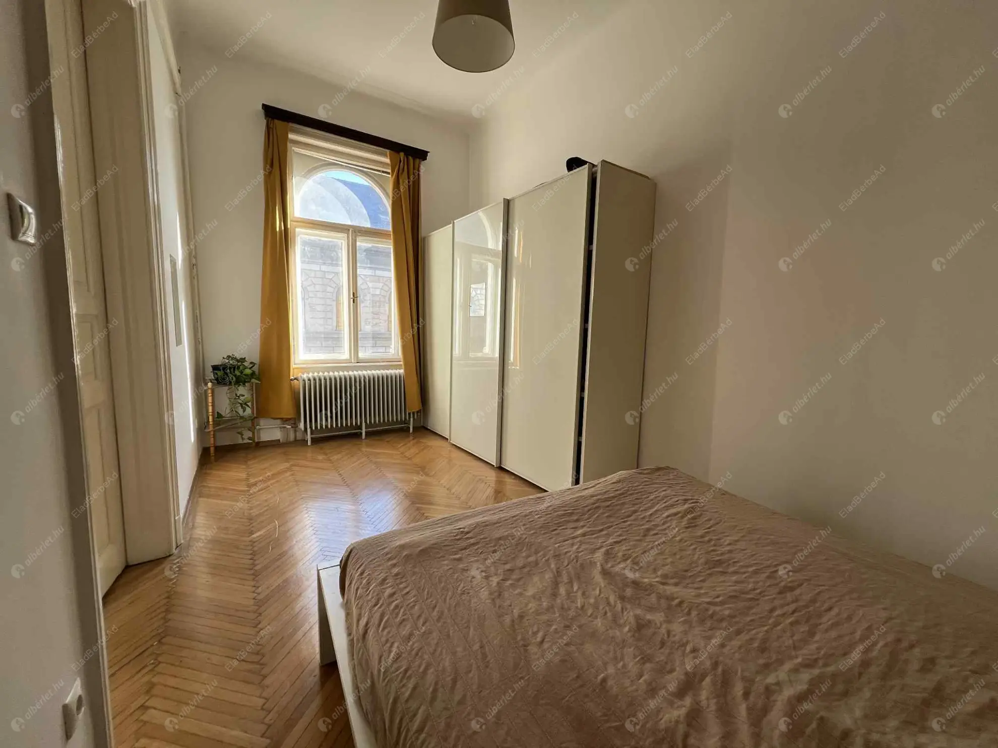 Kiadó albérlet 240000 Ft/hó áron: Budapest, VII. kerület  Péterfy Sándor utca. Mérete: 60 nm, 2 szobás | Alberlet.hu - 6598814