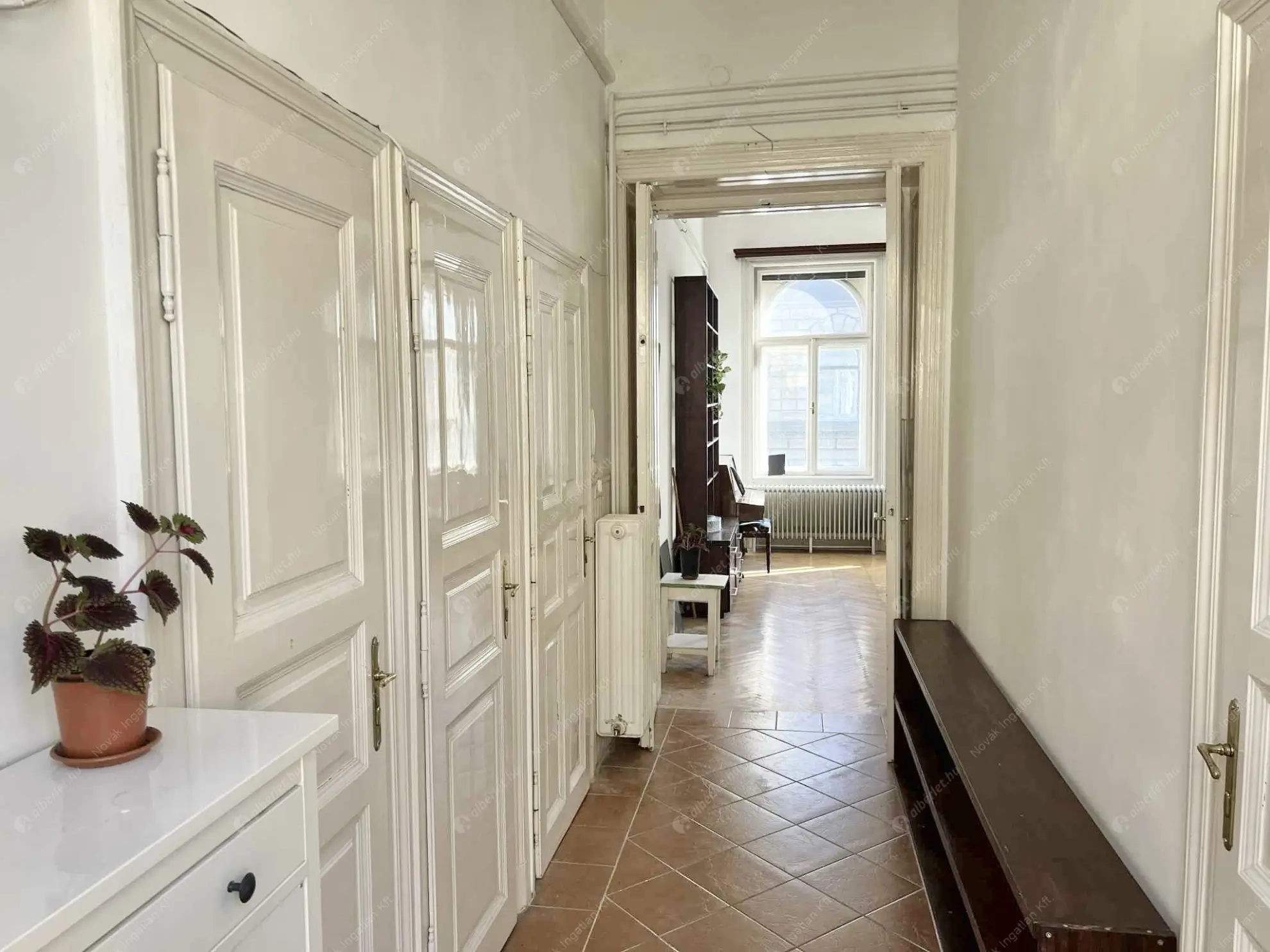 Kiadó albérlet 240000 Ft/hó áron: Budapest, VII. kerület  Péterfy Sándor utca. Mérete: 60 nm, 2 szobás | Alberlet.hu - 6603051