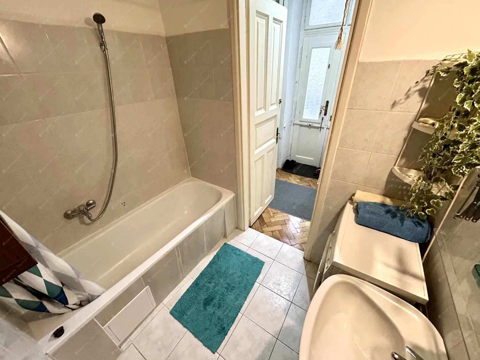 Kiadó albérlet 280000 Ft/hó áron: Budapest, VII. kerület  Péterfy Sándor utca. Mérete: 68 nm, 3 szobás | Alberlet.hu - 6636734