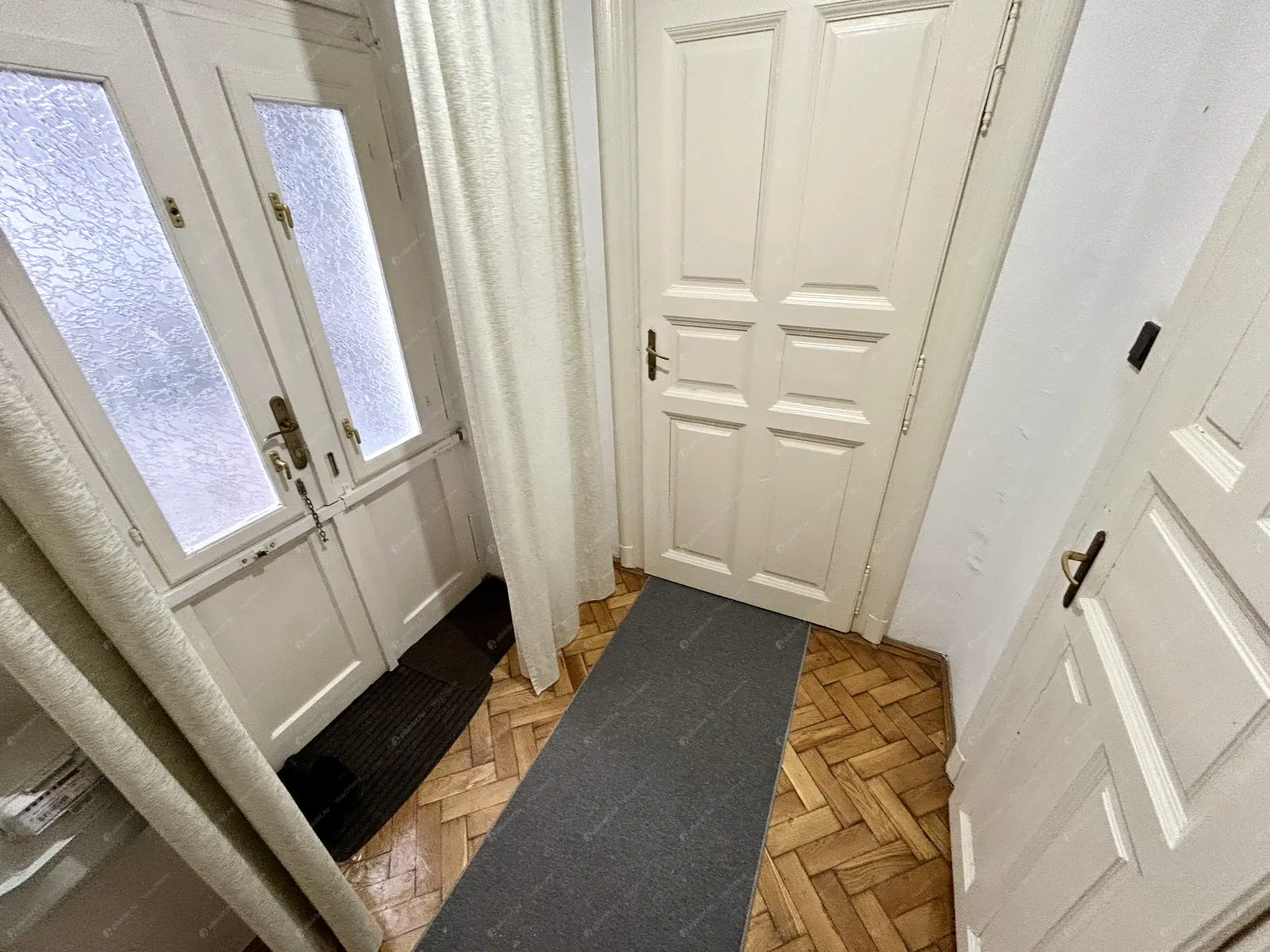 Kiadó albérlet 280000 Ft/hó áron: Budapest, VII. kerület  Péterfy Sándor utca. Mérete: 68 nm, 3 szobás | Alberlet.hu - 6636736