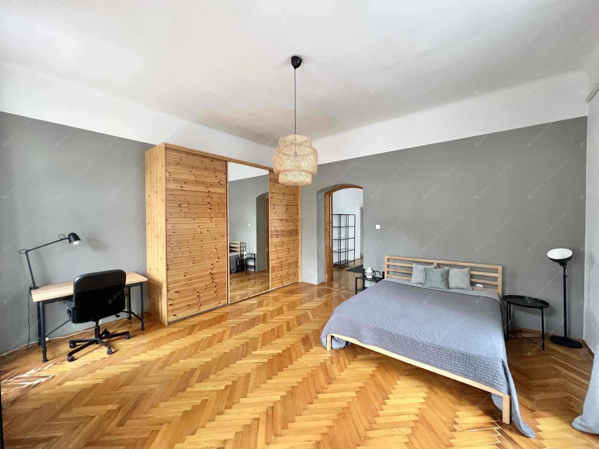 Kiadó albérlet 260000 Ft/hó áron: Budapest, VII. kerület  Péterfy Sándor utca. Mérete: 70 nm, 2 szobás | Alberlet.hu - 6631130