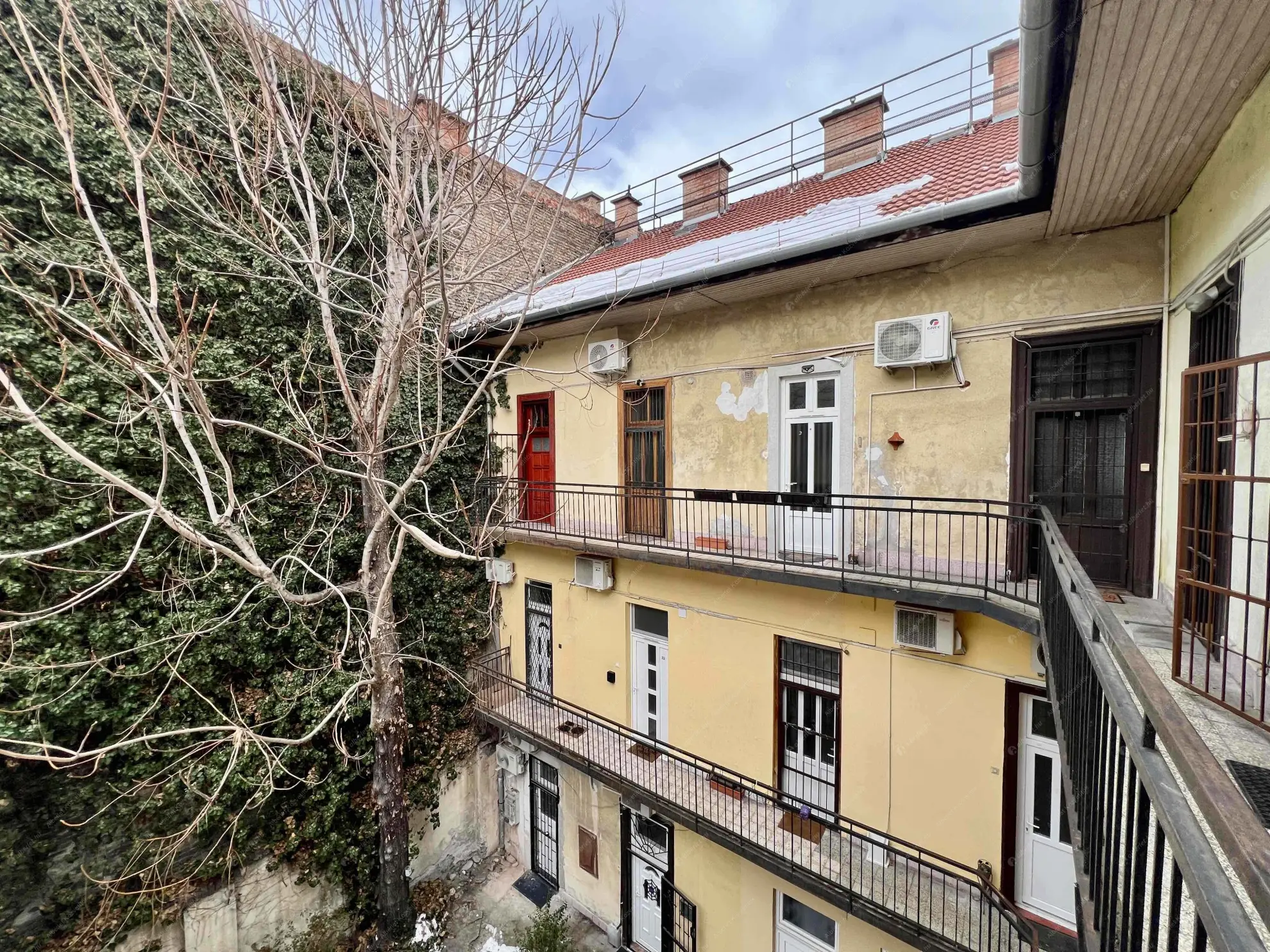 Kiadó albérlet 260000 Ft/hó áron: Budapest, VII. kerület  Péterfy Sándor utca. Mérete: 70 nm, 2 szobás | Alberlet.hu - 6631134