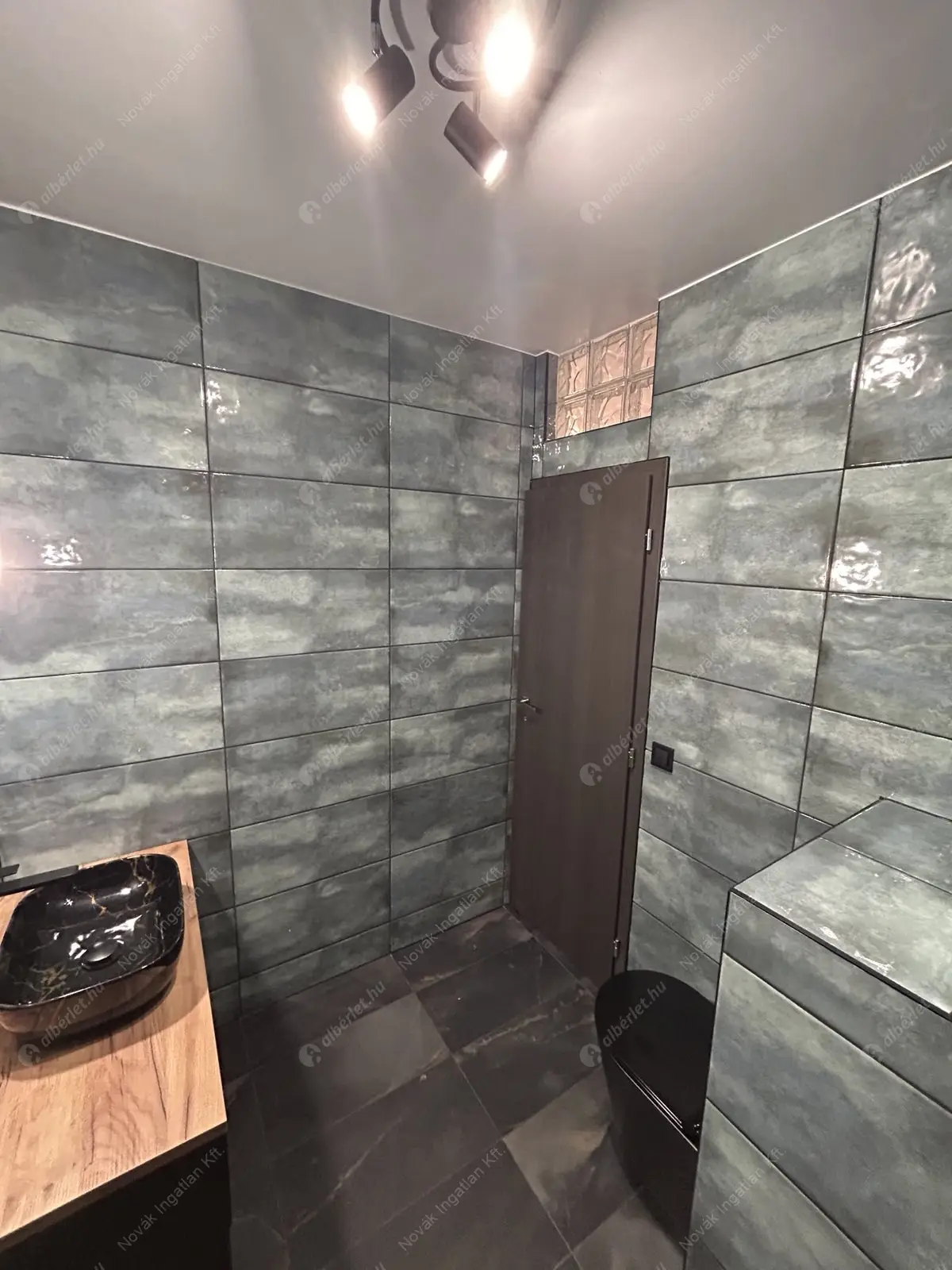 Kiadó albérlet 400000 Ft/hó áron: Budapest, VII. kerület  Péterfy Sándor utca. Mérete: 78 nm, 2 szobás | Alberlet.hu - 6574106