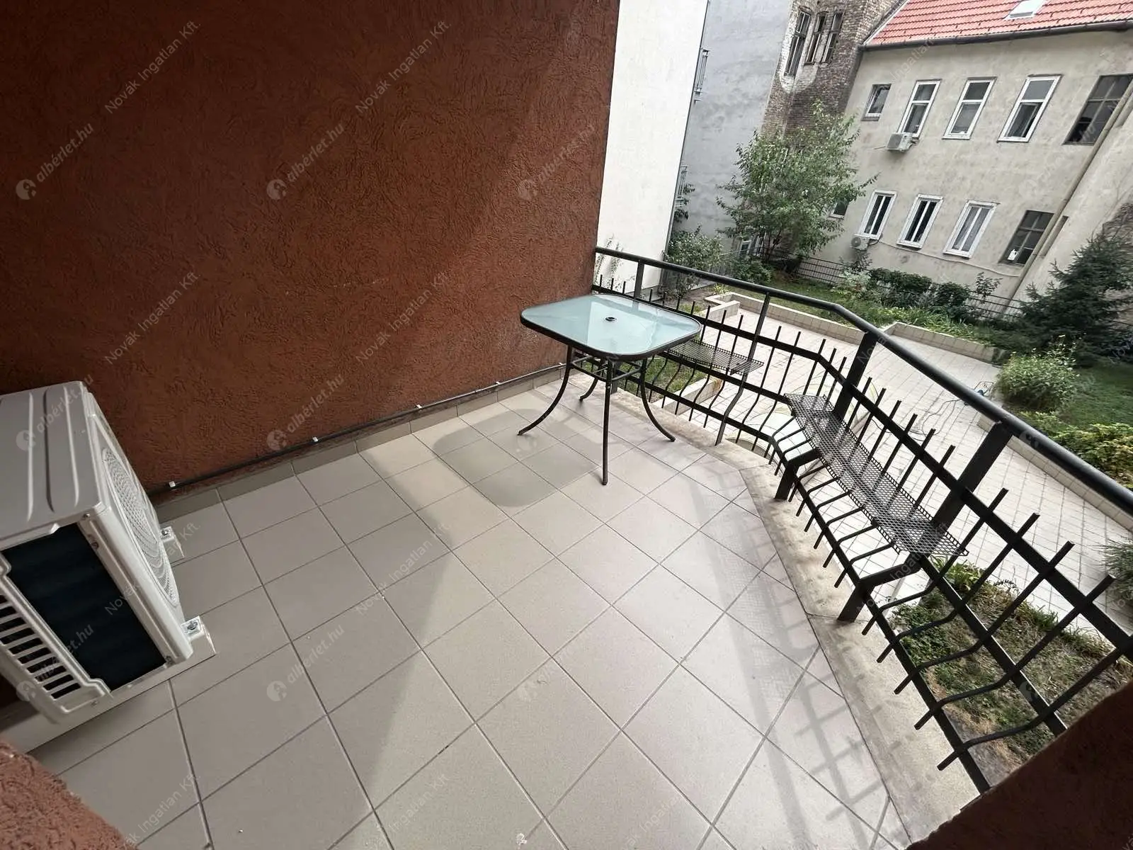 Kiadó albérlet 400000 Ft/hó áron: Budapest, VII. kerület  Péterfy Sándor utca. Mérete: 78 nm, 2 szobás | Alberlet.hu - 6574110