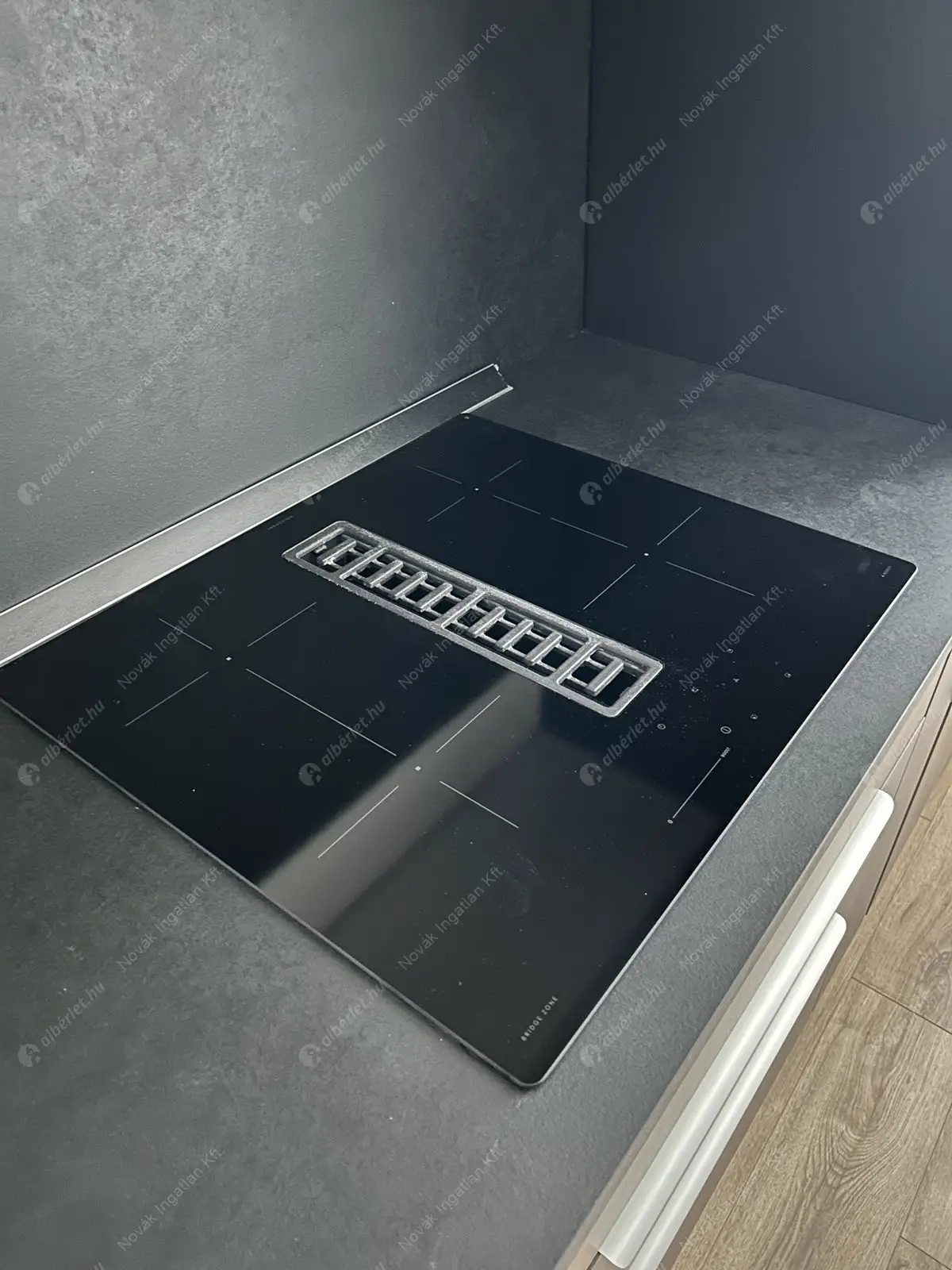 Kiadó albérlet 400000 Ft/hó áron: Budapest, VII. kerület  Péterfy Sándor utca. Mérete: 78 nm, 2 szobás | Alberlet.hu - 6574113